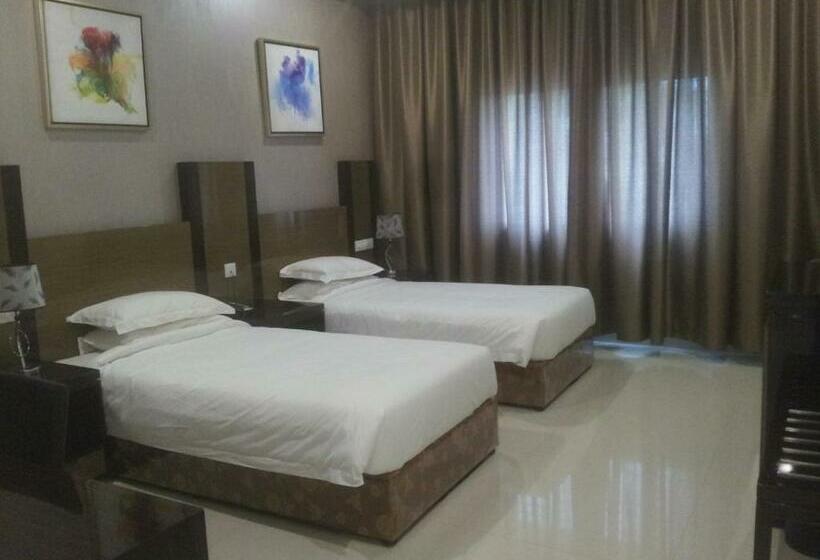 בית מלון כפרי Saffron  Jalna