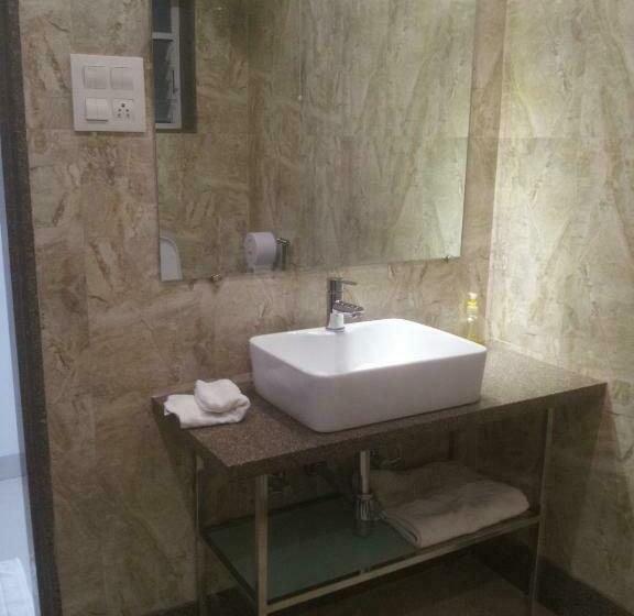 בית מלון כפרי Saffron  Jalna