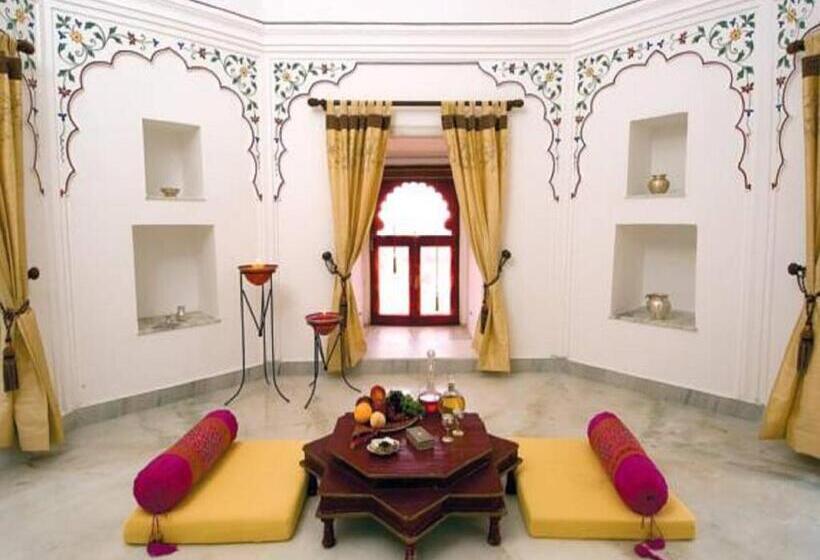 فندق Sardargarh Heritage