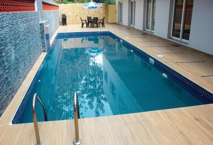 ホテル Serene Sriperumbudur