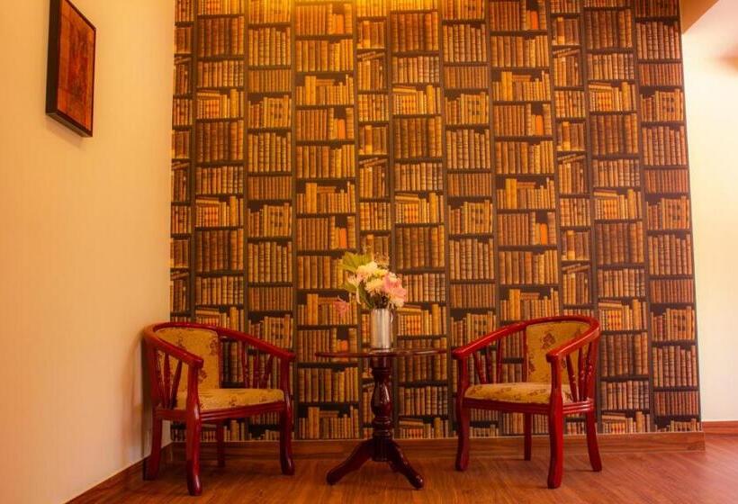 ホテル Serene Sriperumbudur