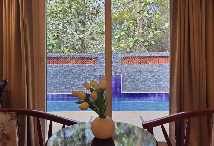 ホテル Serene Sriperumbudur