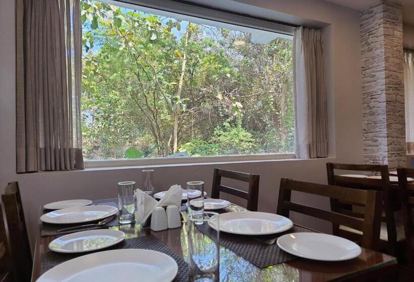 ホテル Serene Sriperumbudur