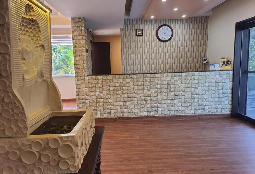 ホテル Serene Sriperumbudur