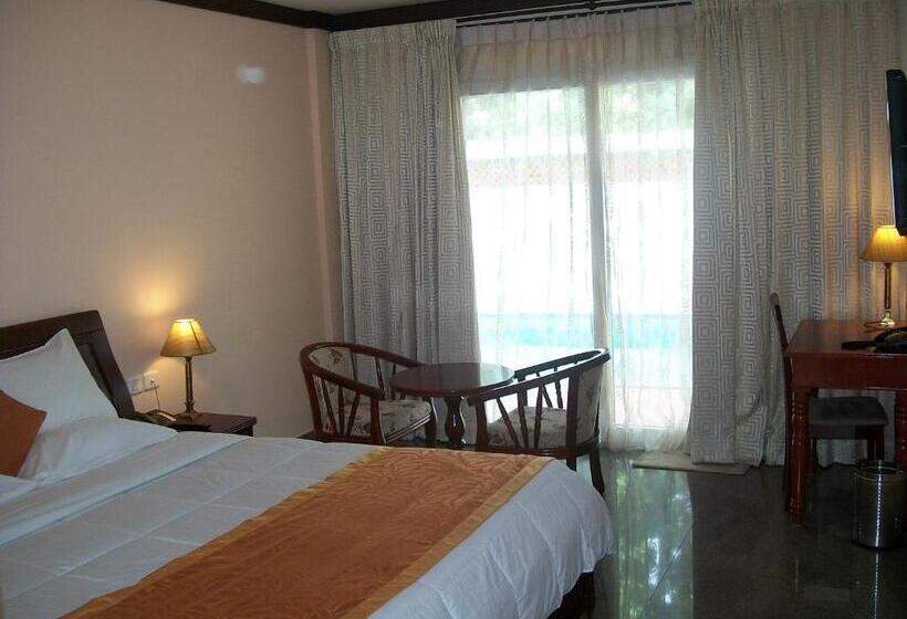 ホテル Serene Sriperumbudur