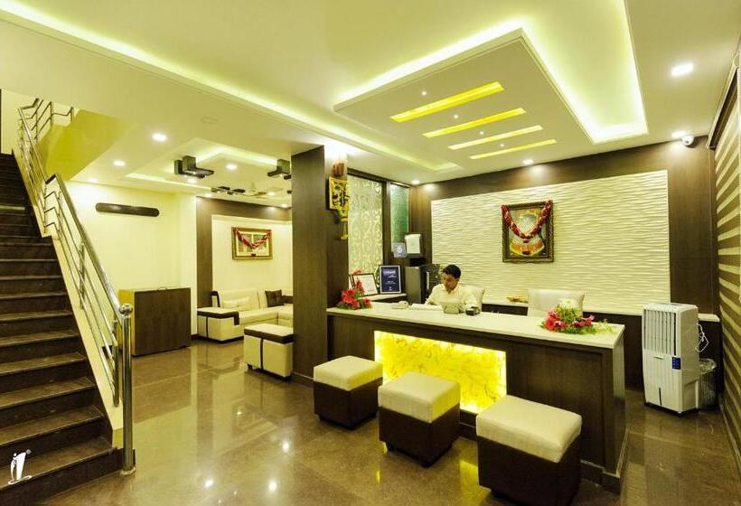 בית מלון כפרי Srigandha Residency  Vaccinated Staff