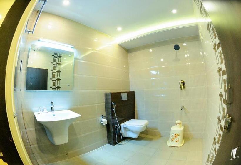 בית מלון כפרי Srigandha Residency  Vaccinated Staff