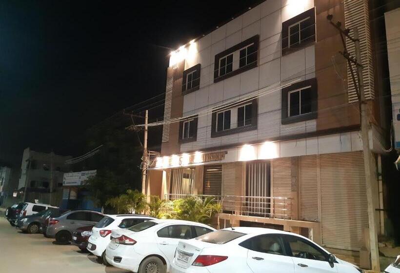 בית מלון כפרי Srigandha Residency  Vaccinated Staff