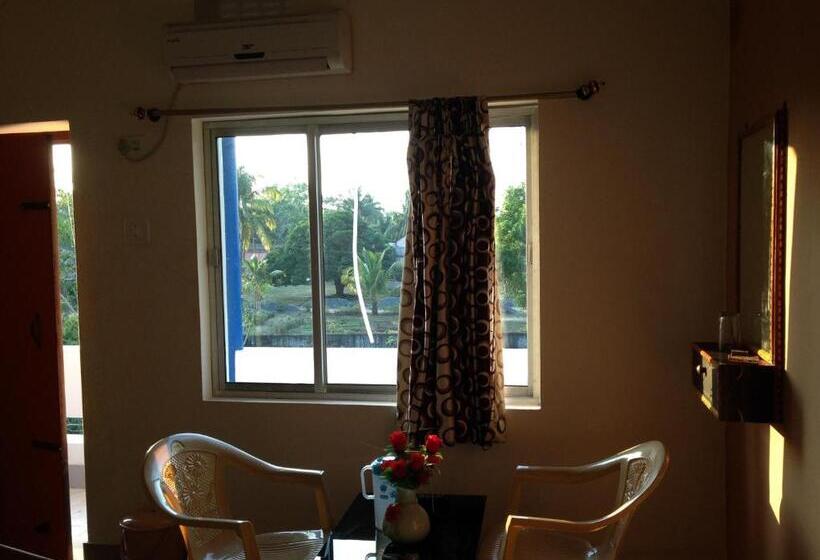 Отель Surya Inn