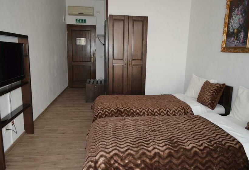 Отель Taverna Pecicana