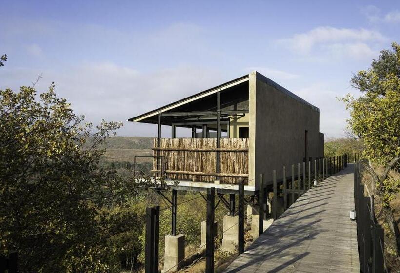 בית מלון כפרי The Outpost & Pel S Post