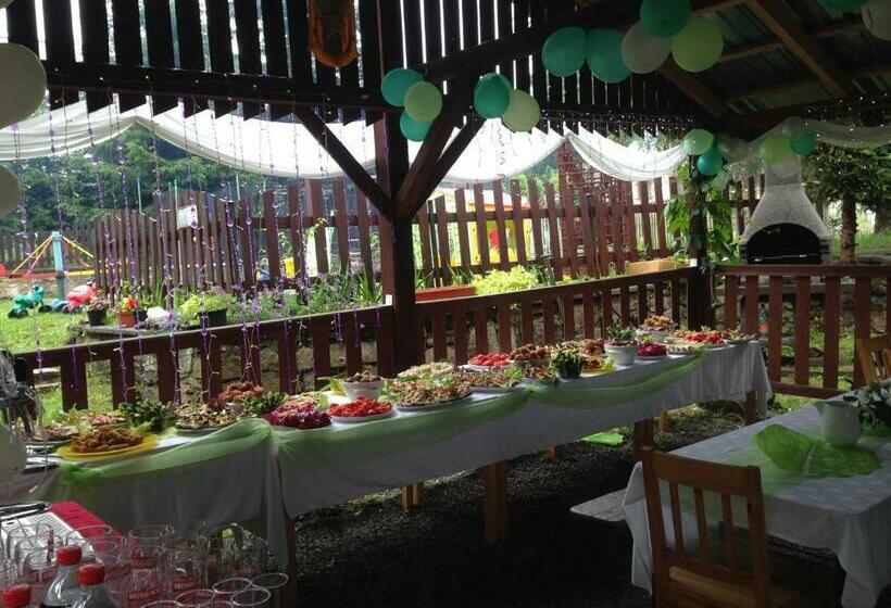 酒店 U Červené Lišky