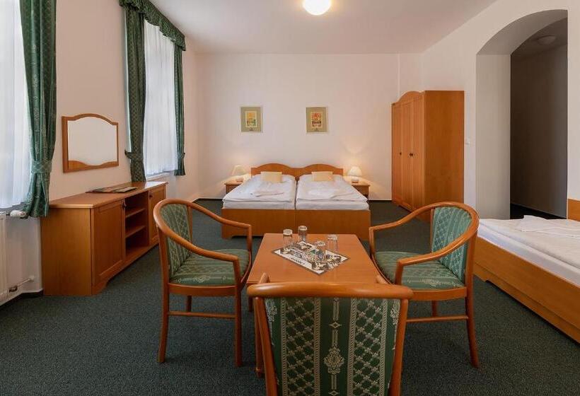 בית מלון כפרי U Sládka