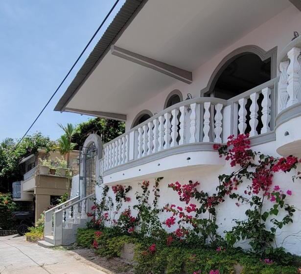 Villa Caprichosa Boutique Hotels