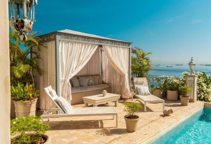 Villa Caprichosa Boutique Hotels