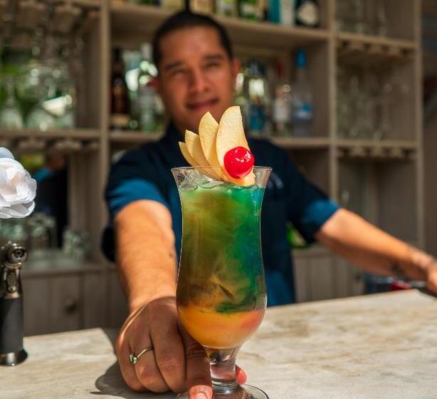 Villa Caprichosa Boutique Hotels