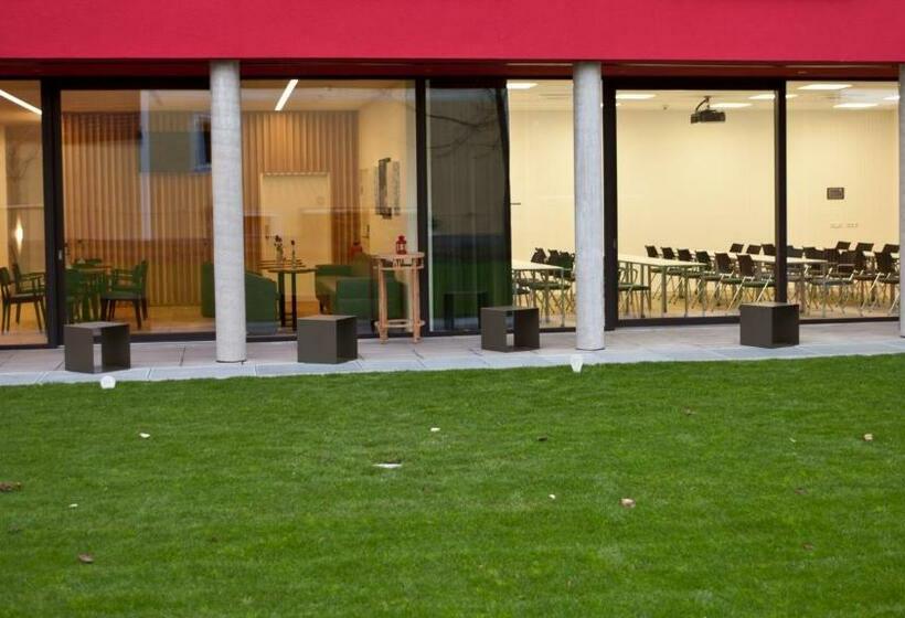 ホテル Wallern Garni