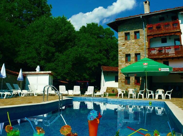 هتل Yakovtsi Inn