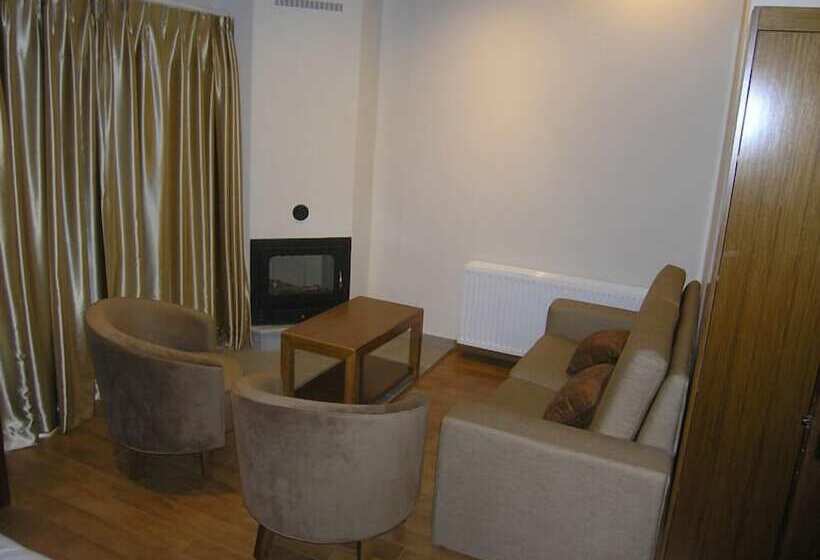 Livadia Hotel Kyperounta