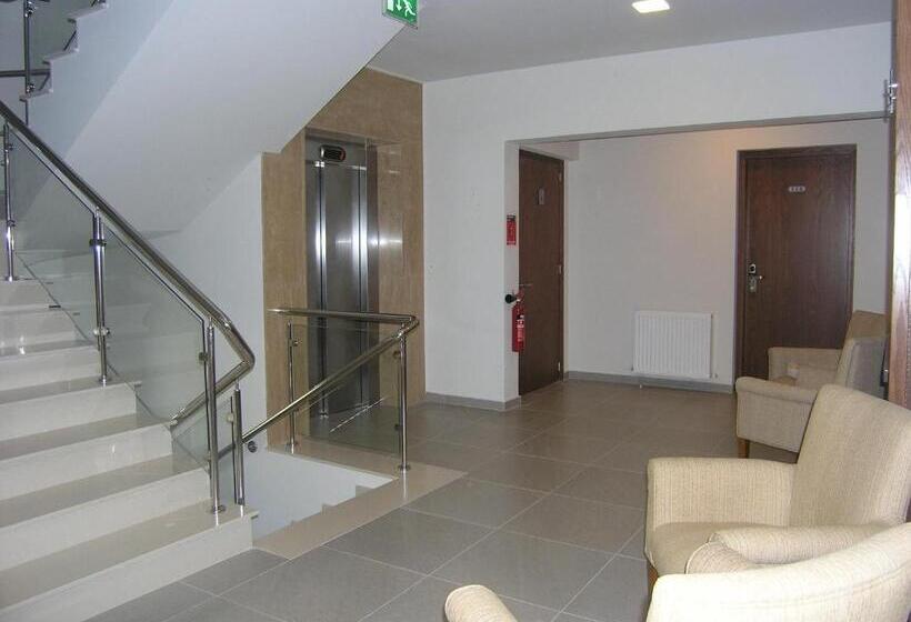 Livadia Hotel Kyperounta