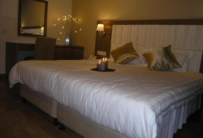 Livadia Hotel Kyperounta