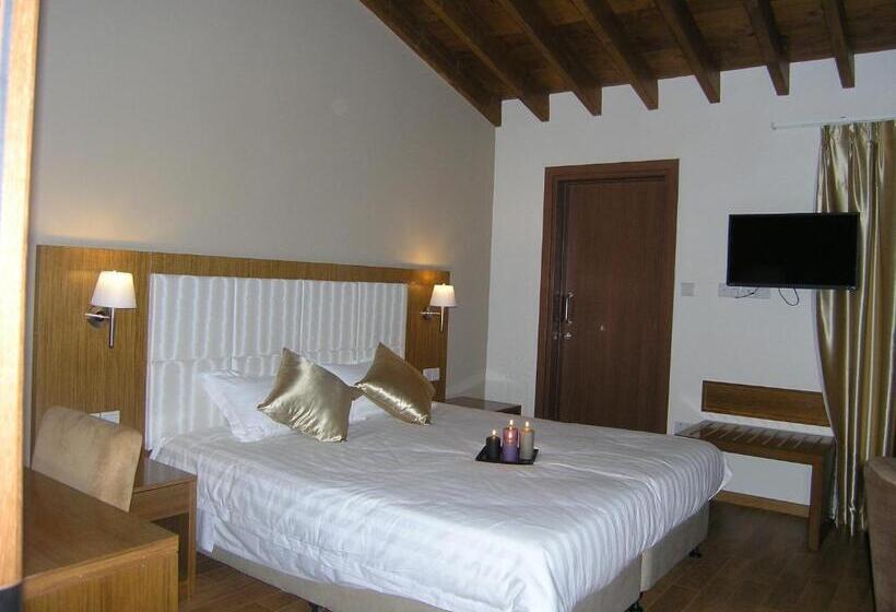 Livadia Hotel Kyperounta