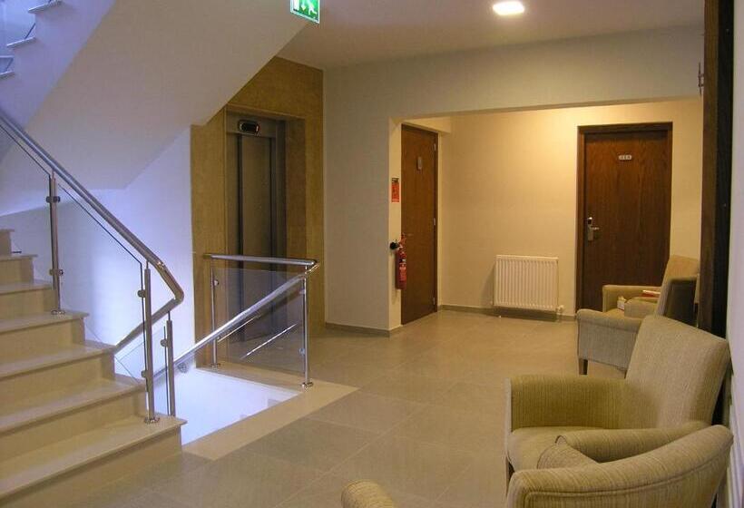 Livadia Hotel Kyperounta