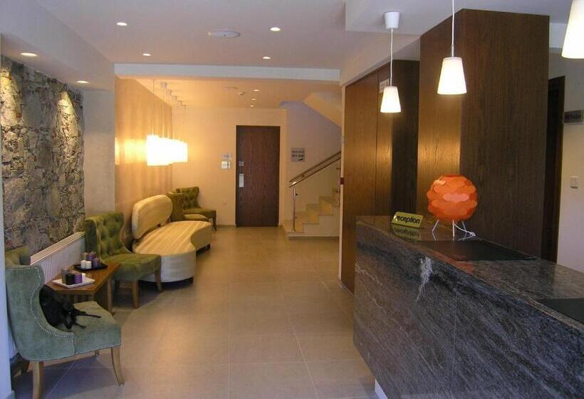 Livadia Hotel Kyperounta