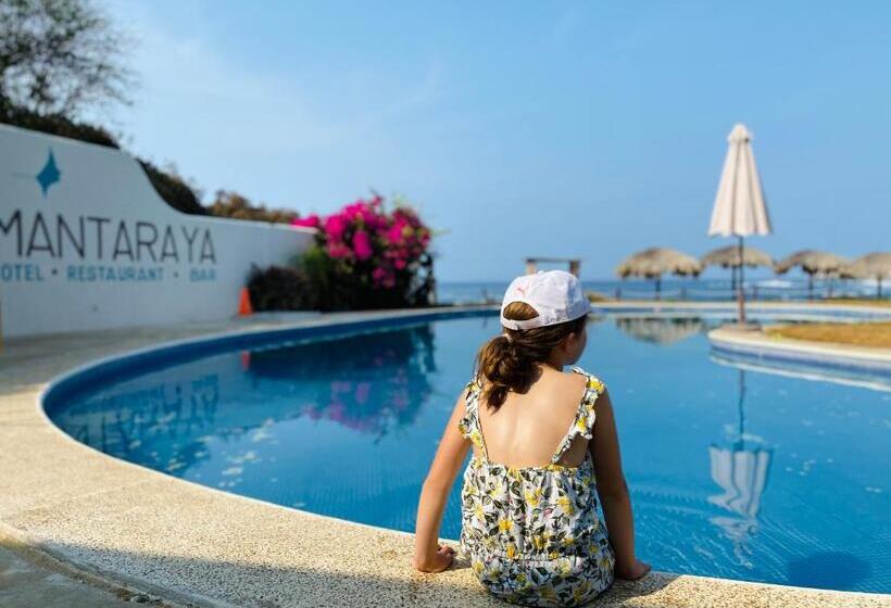 Manta Raya Hotel   Right On The Beach