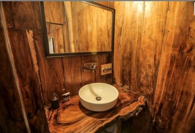 Mogli Resorts Kanha