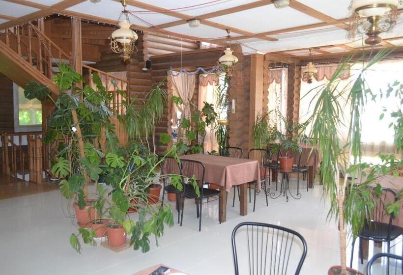 מוטל Restaurant Complex Boyarskiy Dvor