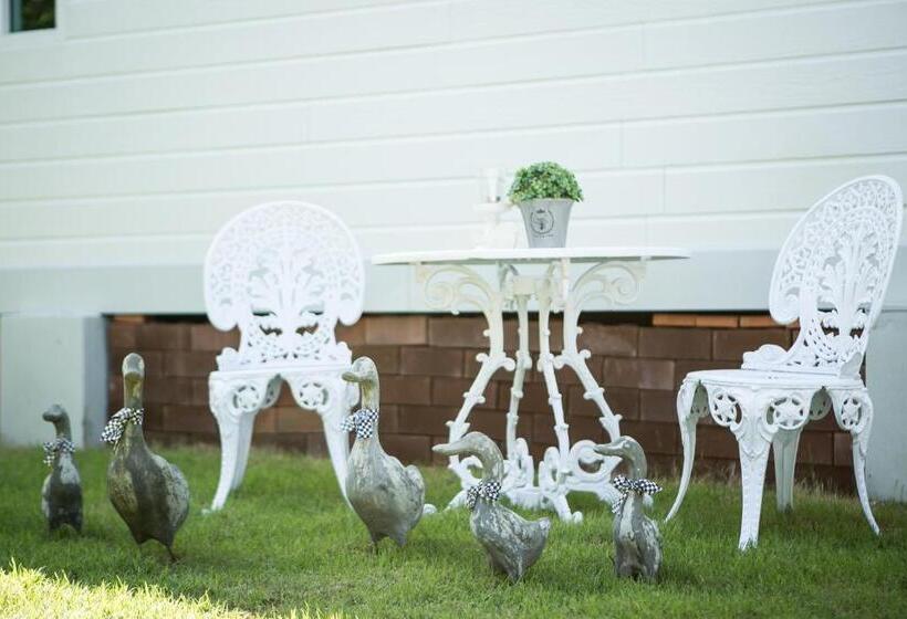 Nisasiri Boutique Resort