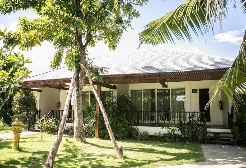 Nisasiri Boutique Resort