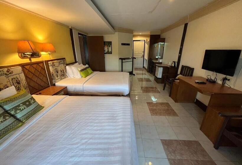 Payamai Resort