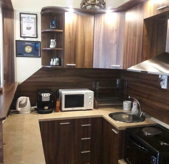 פנסיון Advel Guest Hous