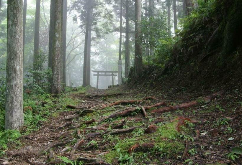 بنسيون Ashita No Mori