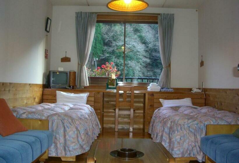 פנסיון Ashita No Mori