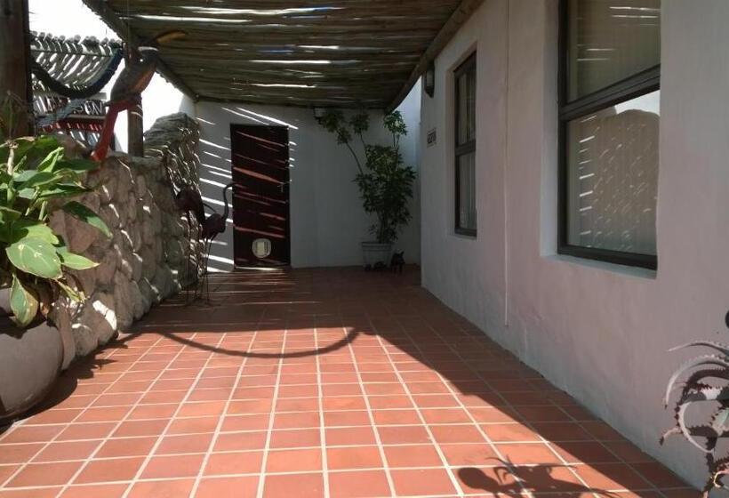 بنسيون Baviana Beach Lodge   Jacobsbaai   Jacobs Bay