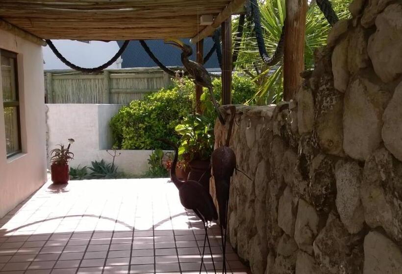 بنسيون Baviana Beach Lodge   Jacobsbaai   Jacobs Bay