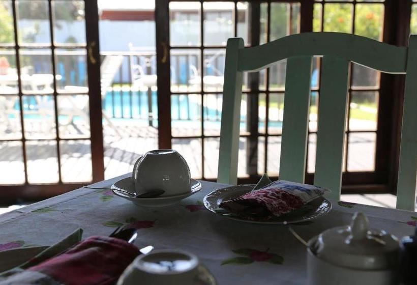 פנסיון Birkenhead Manor