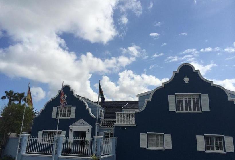 פנסיון Birkenhead Manor