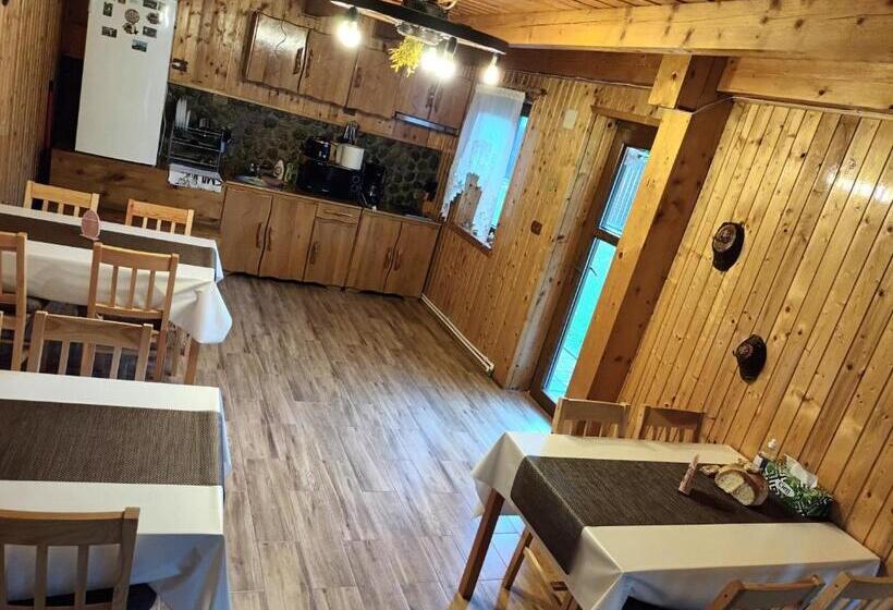 بنسيون Casa Bunicii