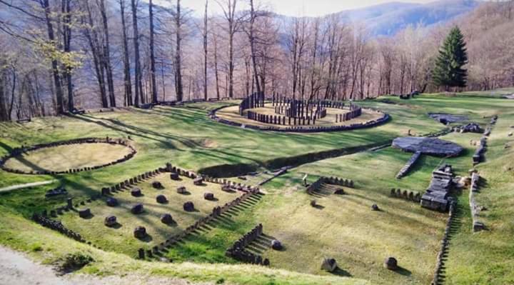 بنسيون Casa Bunicii