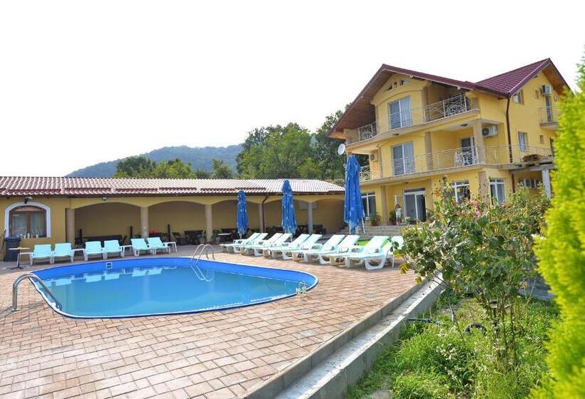 Пансион Casa Marina