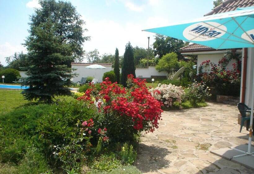 펜션 Complex Roden Kray