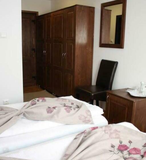 膳宿费 Conacul Samfirei