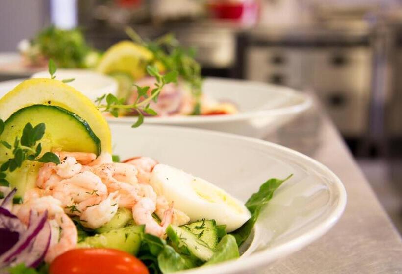 Пансион Hofsnäs Lilla Sjöstuga