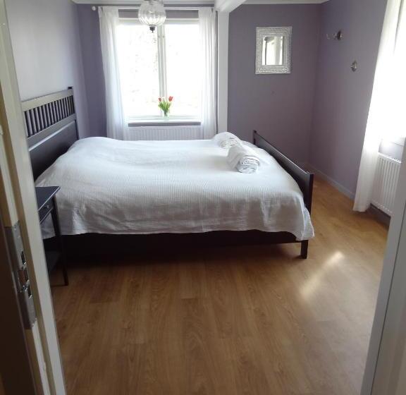 Пансион Hofsnäs Lilla Sjöstuga