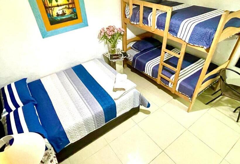 پانسیون Hostal Ocean Pacifico