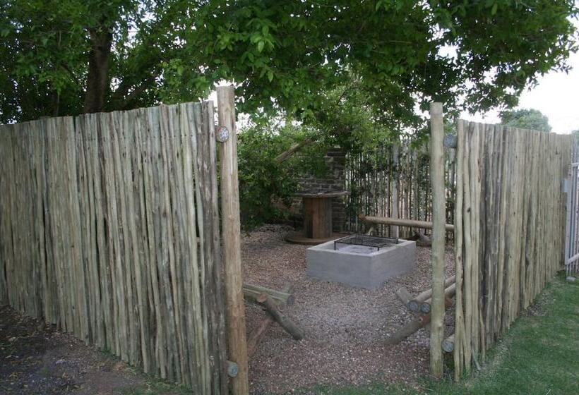 بنسيون Indigo Moon Guesthouse